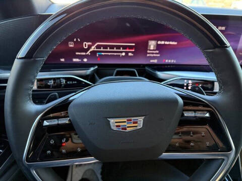 2025 Cadillac Escalade ESV Sport