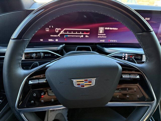 2025 Cadillac Escalade ESV Sport