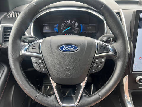 2021 Ford Edge Titanium