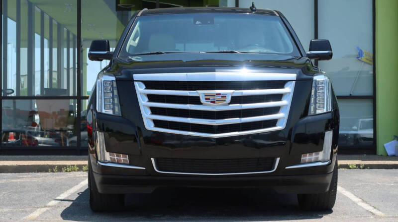 2018 Cadillac Escalade Luxury