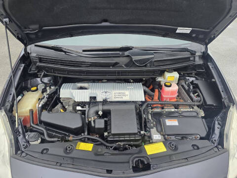 2013 Toyota Prius Three