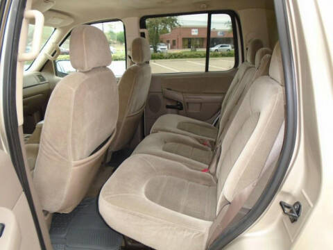 2005 Ford Explorer XLT