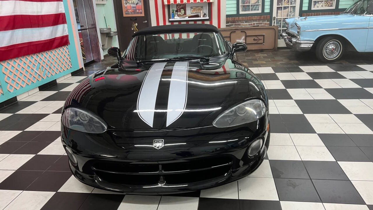 1996 Dodge Viper 17