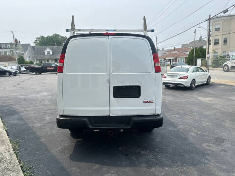 2015 GMC Savana 2500