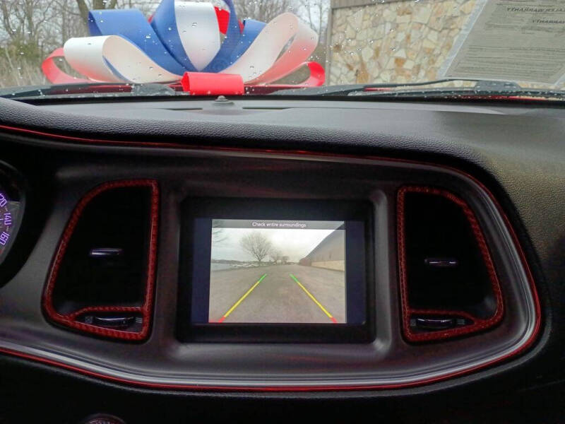 2021 Dodge Challenger SXT