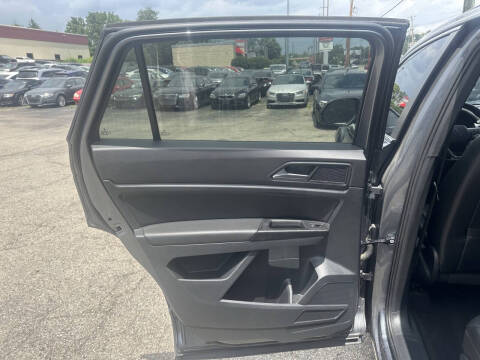 2020 Volkswagen Atlas Cross Sport V6 SEL R-Line 4Motion