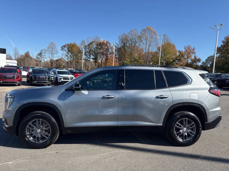2025 GMC Acadia Elevation