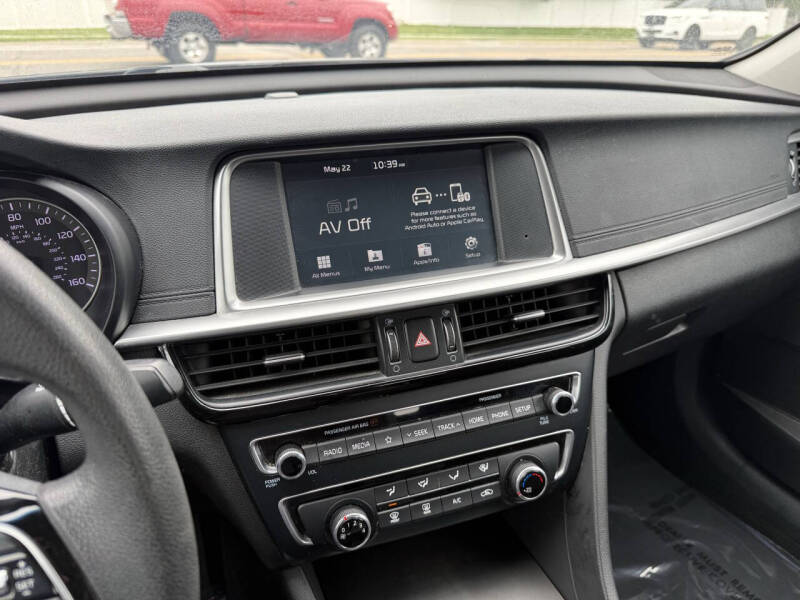 2019 Kia Optima LX