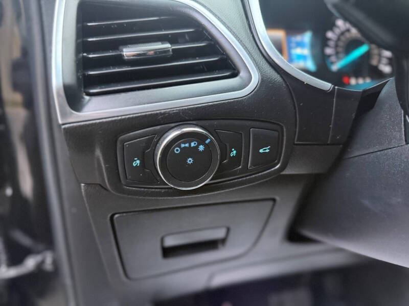 2017 Ford Edge Titanium