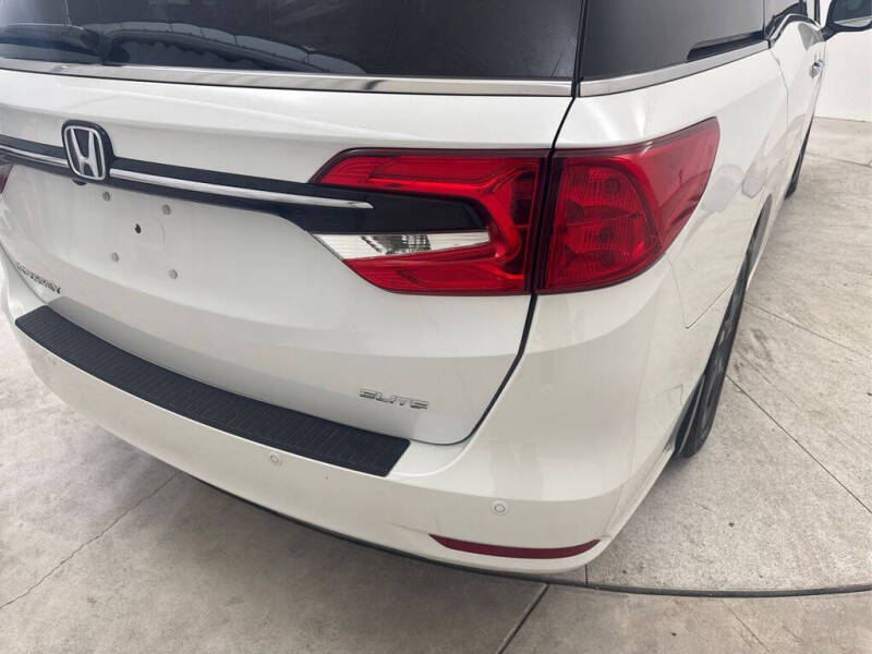 2023 Honda Odyssey Elite