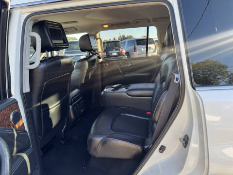 2017 Nissan Armada Platinum