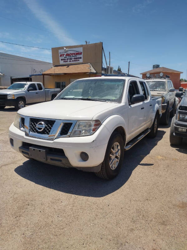 2016 Nissan Frontier SV photo 2