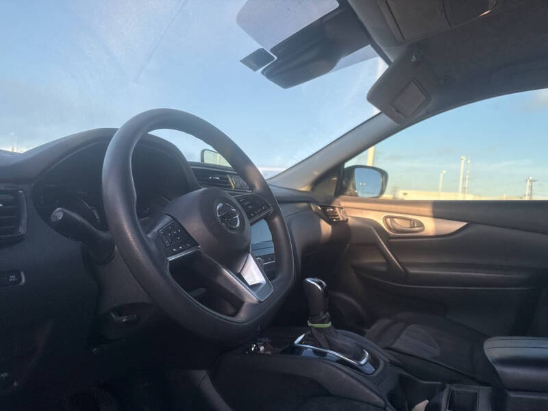 2020 Nissan Rogue Sport S