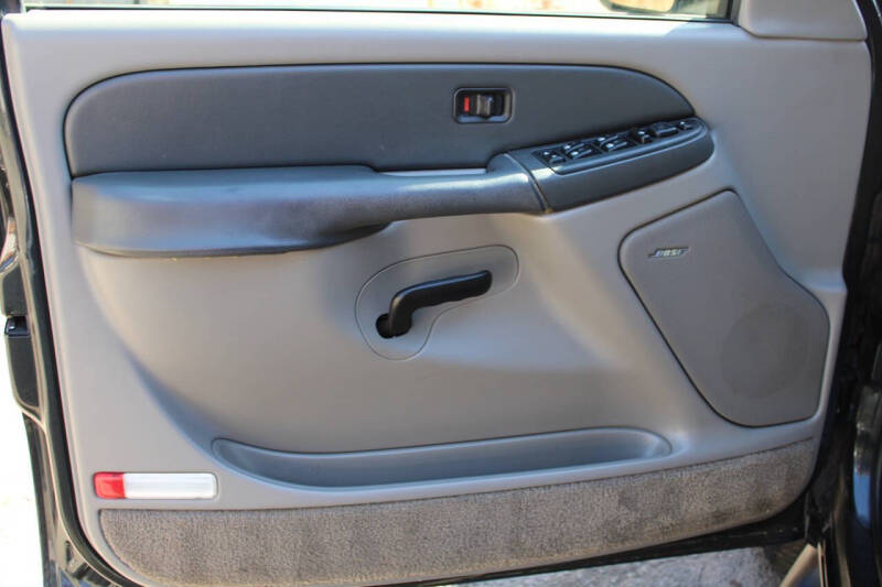 2003 Chevrolet Tahoe LS