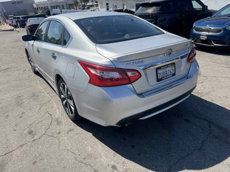 2016 Nissan Altima 2.5 SR