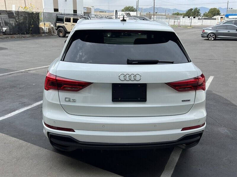 2023 Audi Q3 quattro S line Premium 45 TFSI