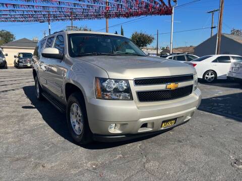 2014 Chevrolet Suburban for sale at Tristar Motors in Bell CA
