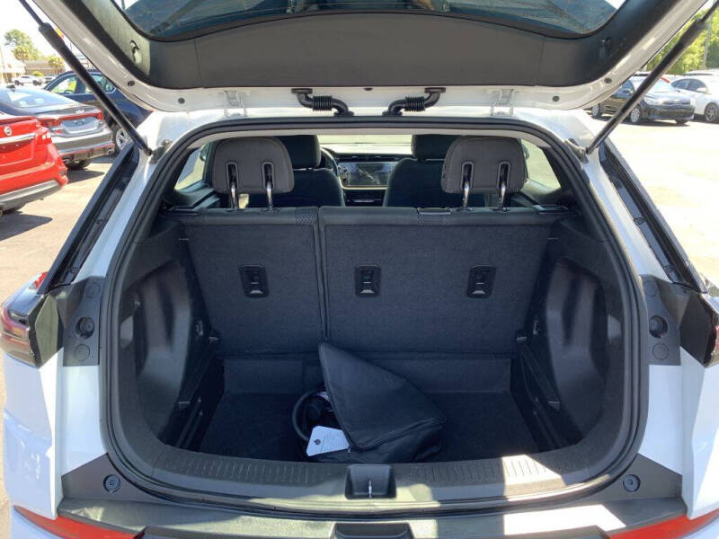 2023 Chevrolet Bolt EUV LT