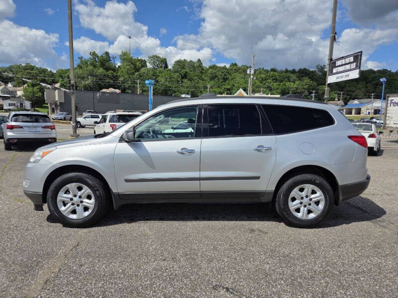 2012 Chevrolet Traverse LS - Photo 8