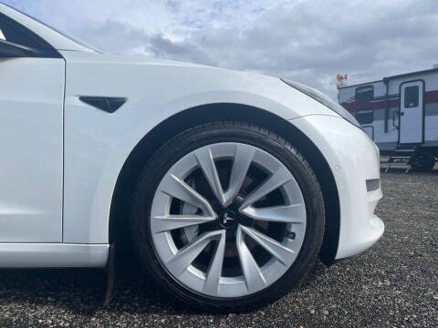 2021 Tesla Model 3 Standard Range Plus