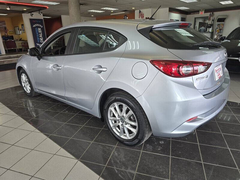 2017 Mazda MAZDA3 Sport