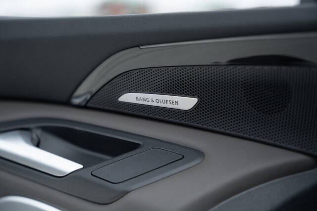 2025 Audi Q5 quattro Premium Plus TFSI