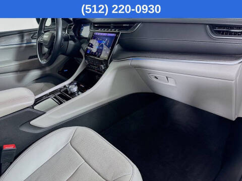 2022 Jeep Grand Cherokee Overland