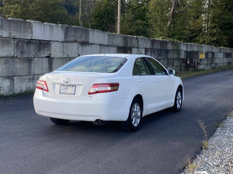 2011 Toyota Camry LE