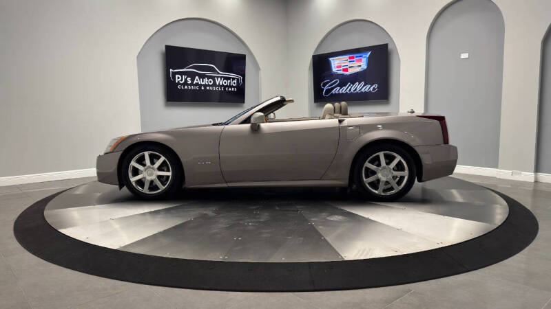 2004 Cadillac XLR