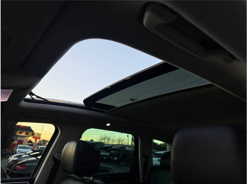 2015 Volkswagen Touareg TDI Lux