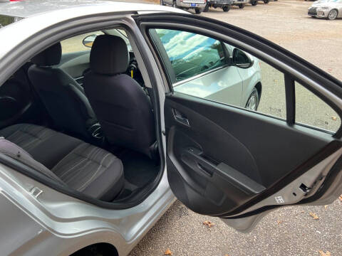 2015 Chevrolet Sonic LT Auto