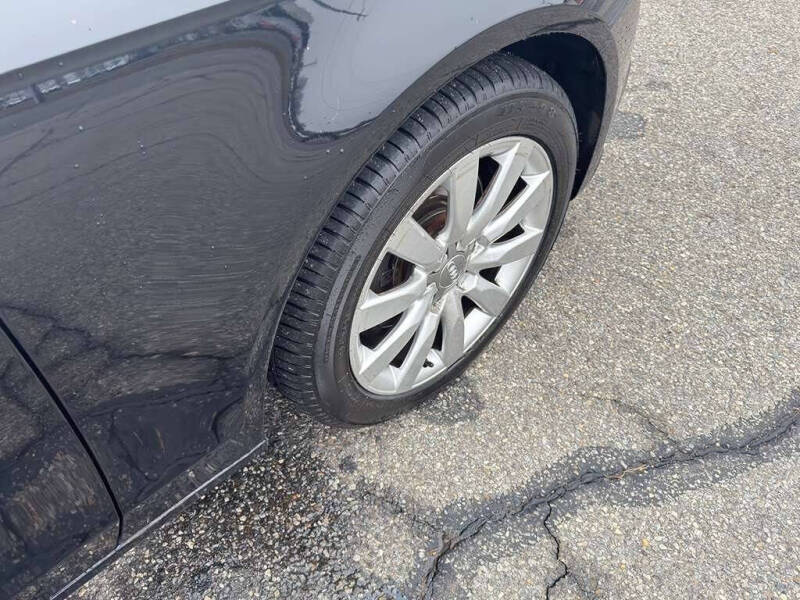 2010 Audi A4 2.0T quattro Premium Plus