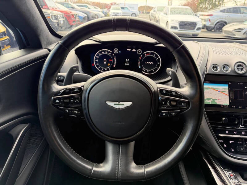 2021 Aston Martin DBX