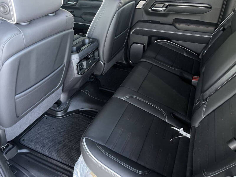 2025 GMC Sierra 1500 AT4X