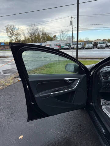 2017 Volvo V60 T5 Premier