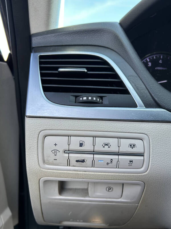 2017 Genesis G80 3.8