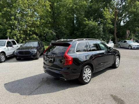 2016 Volvo XC90 T6 Momentum