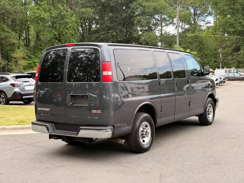 2017 GMC Savana LT 2500