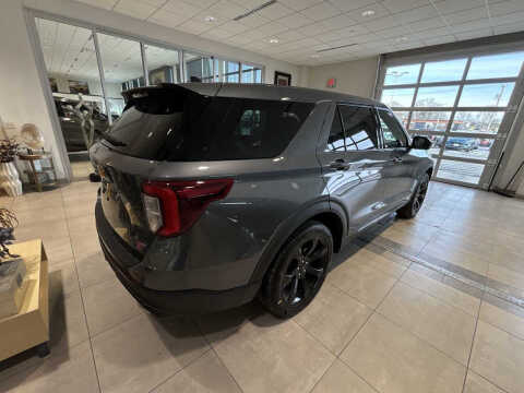 2022 Ford Explorer ST