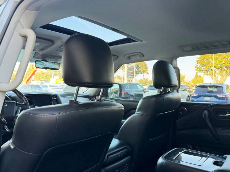 2020 Infiniti QX80 Luxe