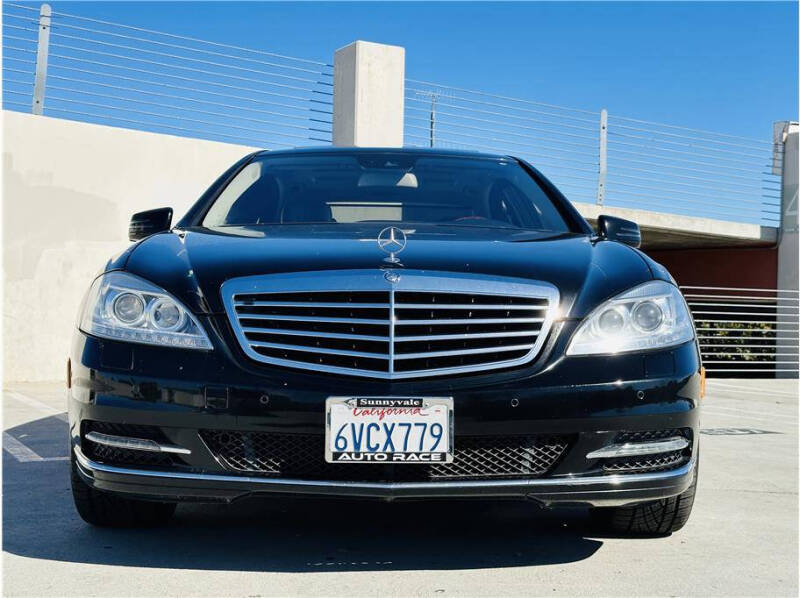 2012 Mercedes-Benz S-Class S550 photo 2