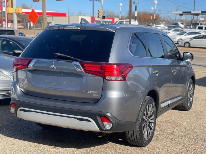 2019 Mitsubishi Outlander SE