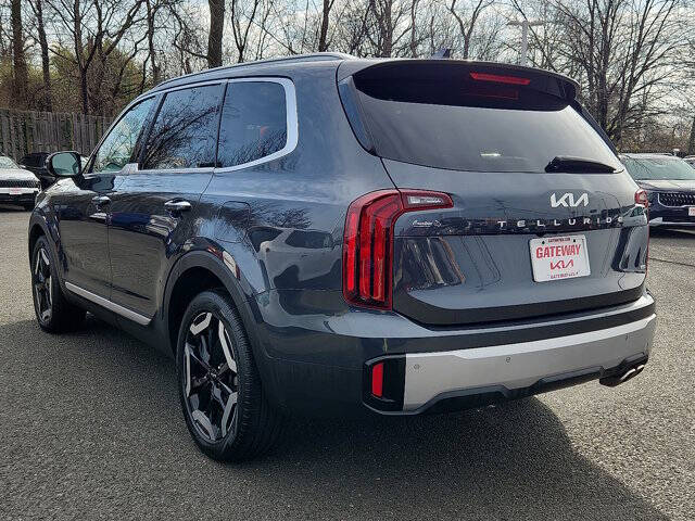 2023 Kia Telluride S