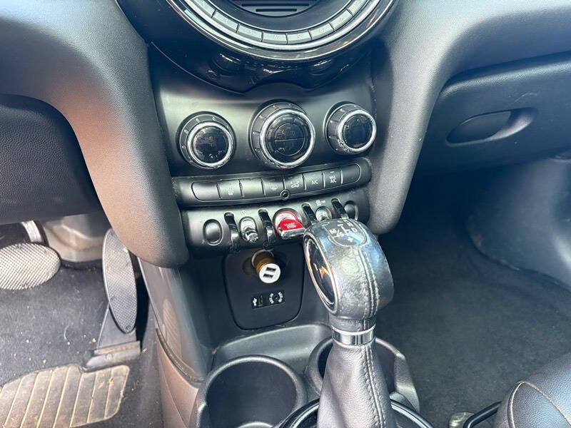 2016 MINI Hardtop 4 Door Cooper