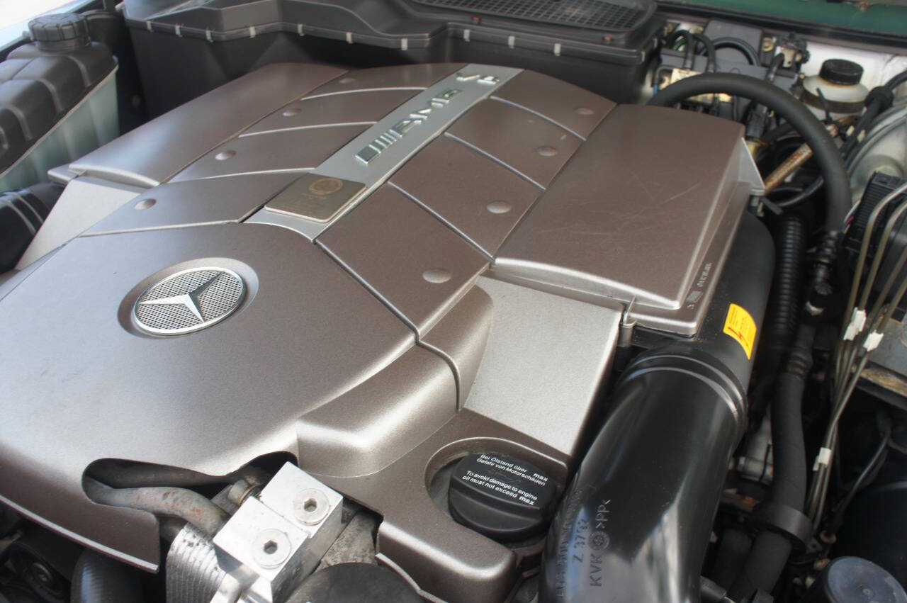 2004 Mercedes-Benz G-Class 12