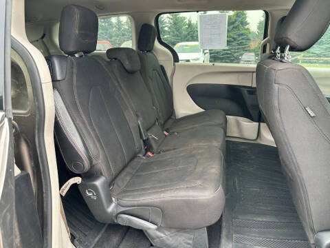 2018 Chrysler Pacifica Touring Plus