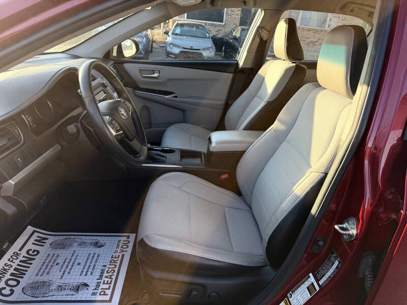 2017 Toyota Camry SE