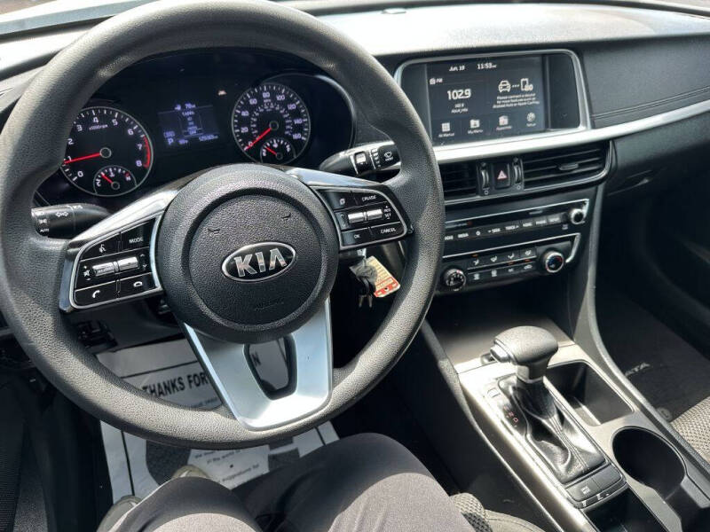 2020 Kia Optima LX