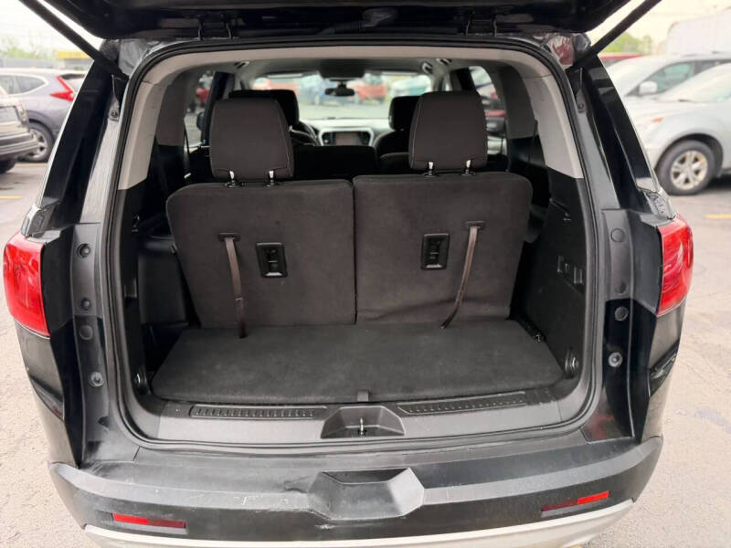 2017 GMC Acadia SLE-1