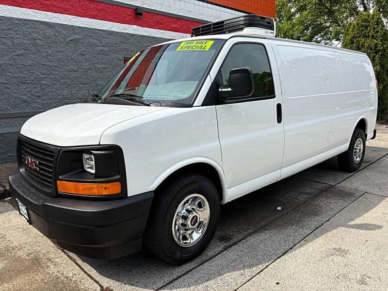 2017 GMC Savana 3500